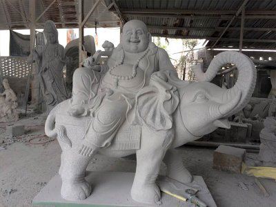 佛骑象石雕像(编号：04)